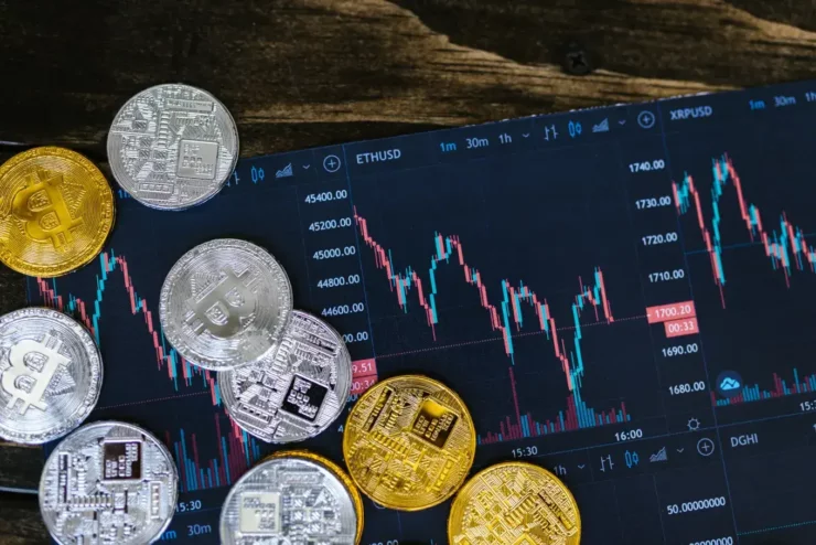 crypto vs stocks featured image